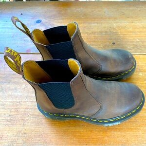 Dr Martens Air Wair Chelsea boots, dark brown, women’s size 8